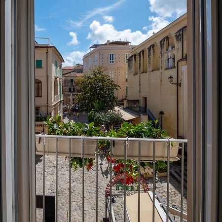 Bed and Breakfast La Divina - Parcheggio In Centro Gratuito - à Tropea Extérieur photo