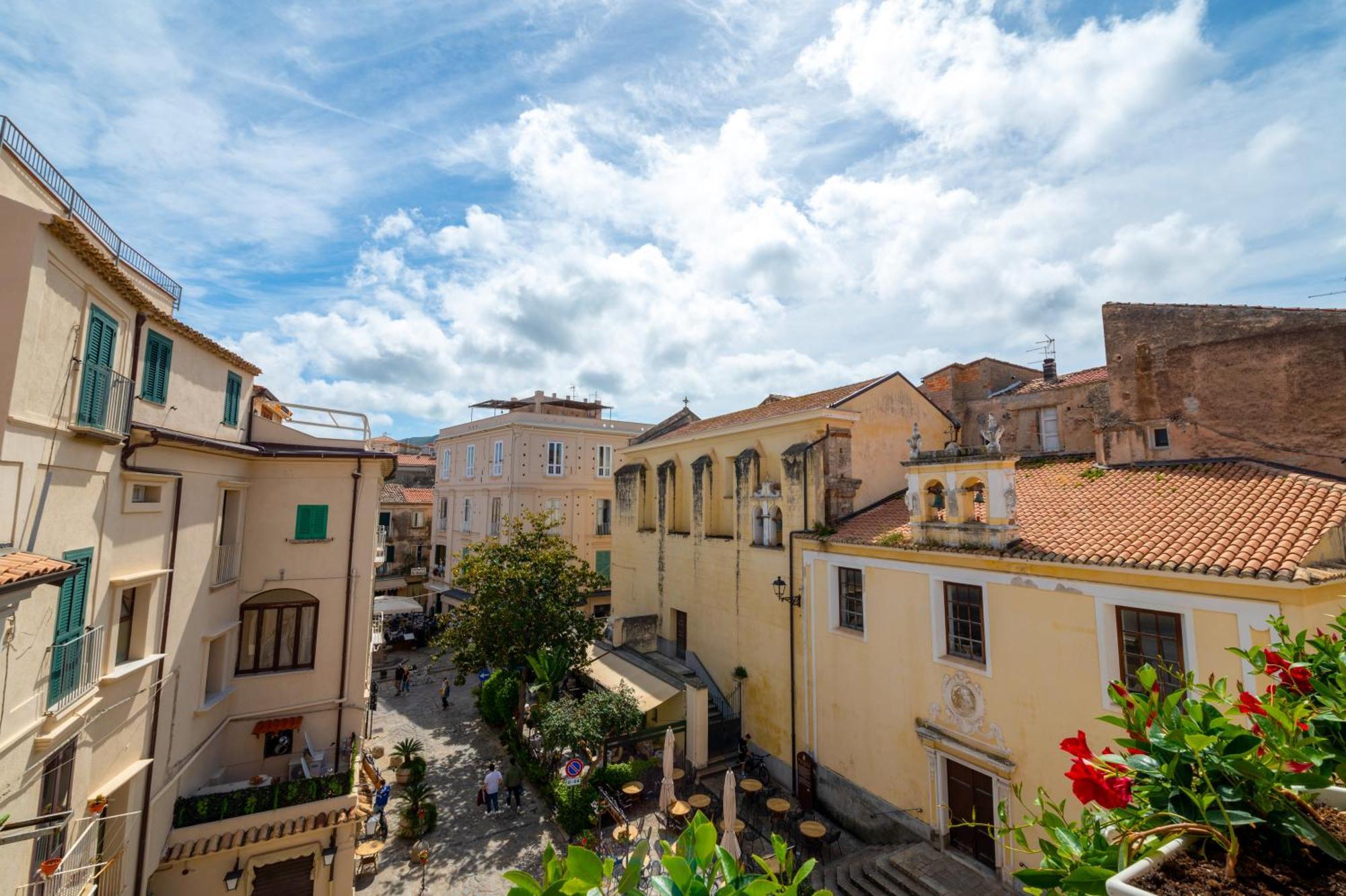 Bed and Breakfast La Divina - Parcheggio In Centro Gratuito - à Tropea Extérieur photo